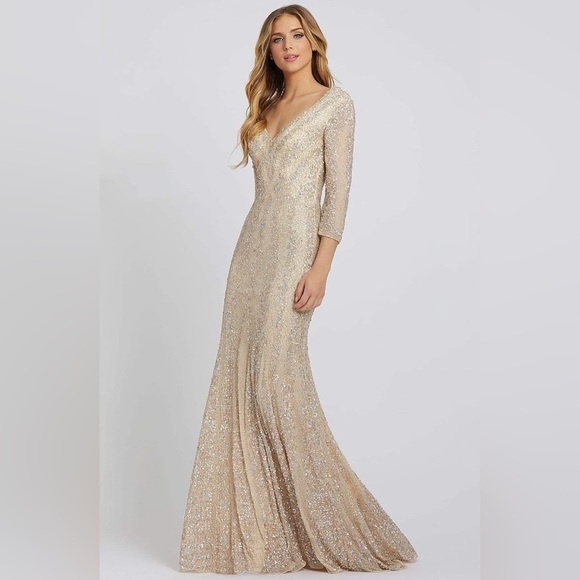 Mac Duggal 4247 / 4247D NWT Three-Quarter Sleeve Embellished Gown in Nude - Picture 1 of 6